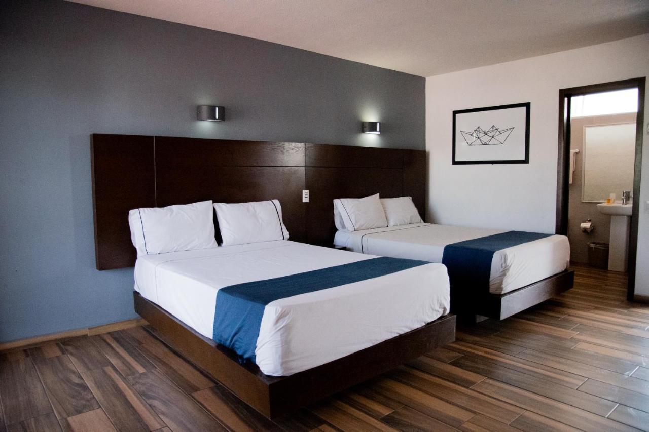 Hotel Expo Plaza Business And Family Guadalajara سابوبان المظهر الخارجي الصورة