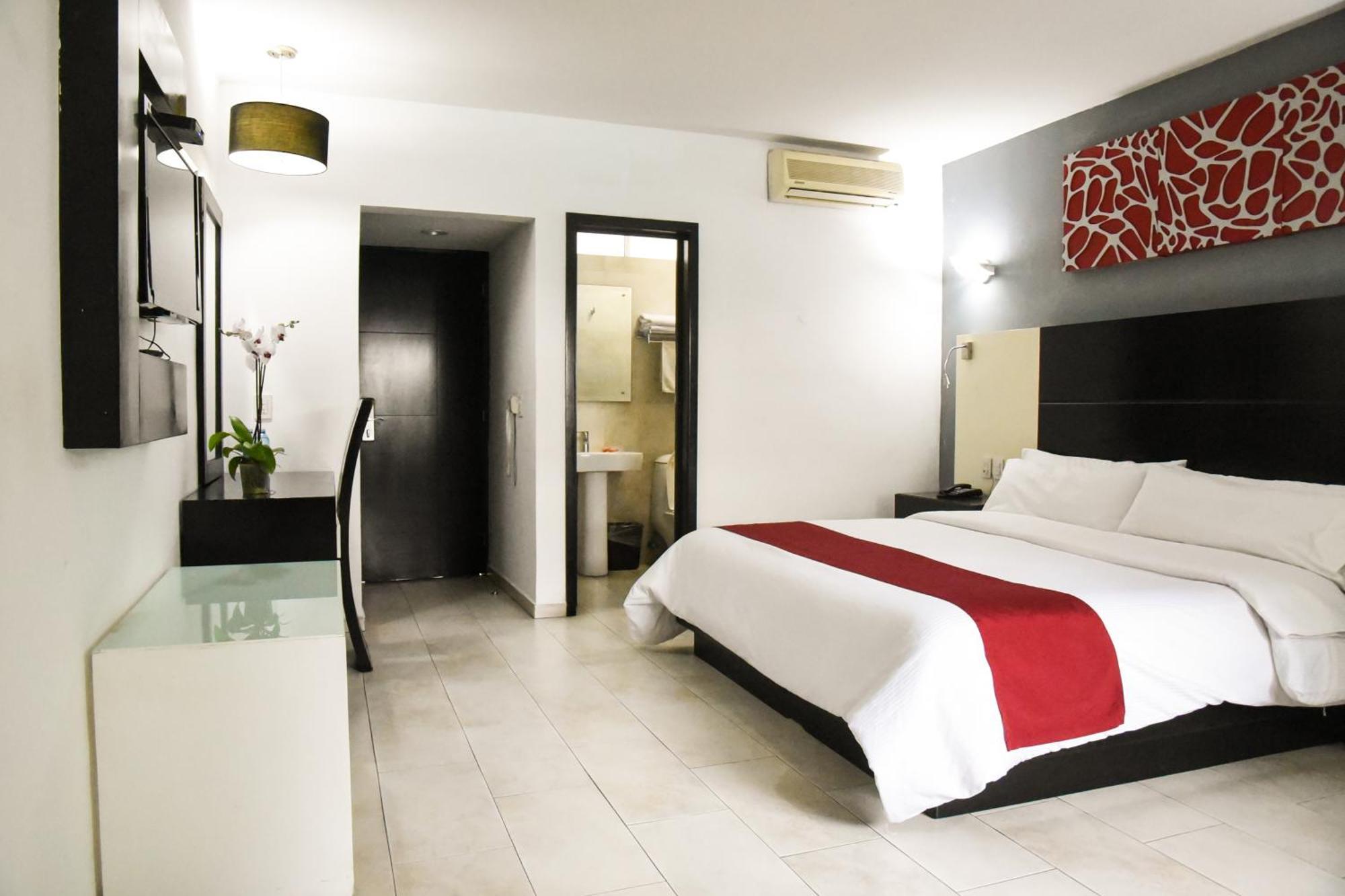 Hotel Expo Plaza Business And Family Guadalajara سابوبان المظهر الخارجي الصورة
