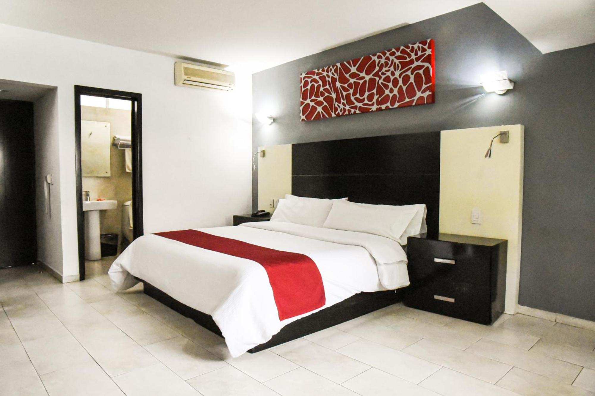 Hotel Expo Plaza Business And Family Guadalajara سابوبان المظهر الخارجي الصورة