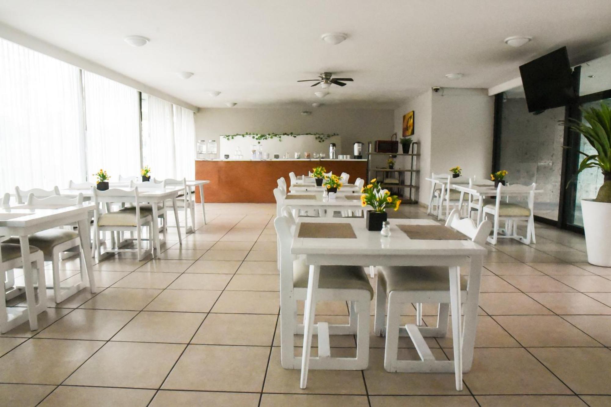 Hotel Expo Plaza Business And Family Guadalajara سابوبان المظهر الخارجي الصورة